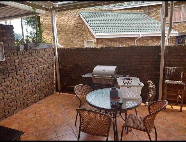 3 BEDROOM TOWNHOUSE FOR SALE IN WONDERBOOM